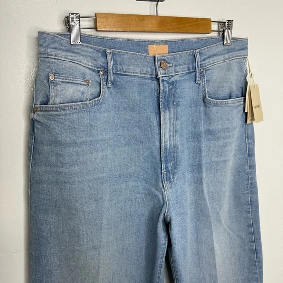 MOTHER NWT The Maven Sneak High Rise Straight Leg Jeans - Picture 4 of 10